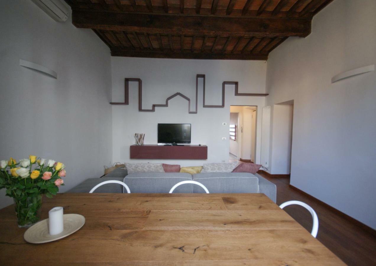Tabacchi Luxury Apartment In Lucca Historical Center Near Toll Parking Exterior foto